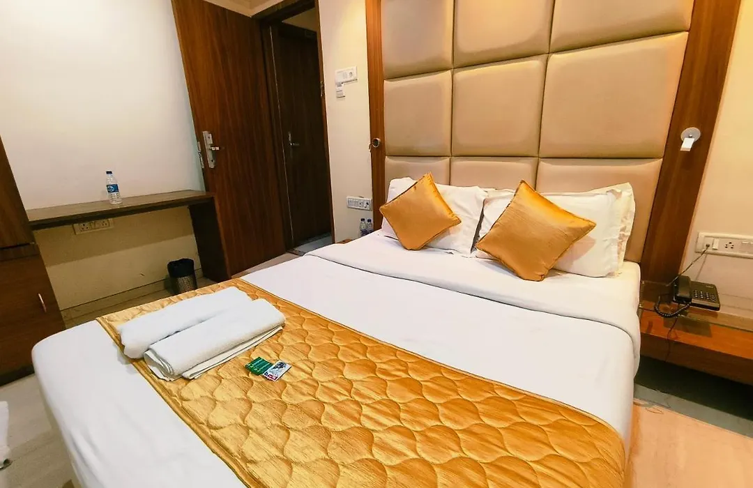 Apex Hotel-1